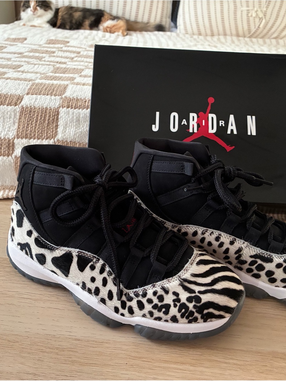 Jordan Animal Print High-Top Sneakers - Black, White